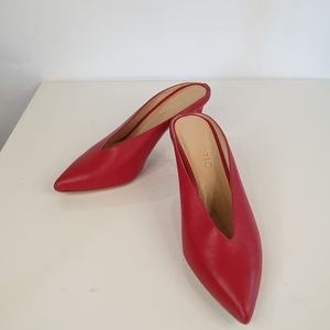 Hotiç mid heel read leather shoes